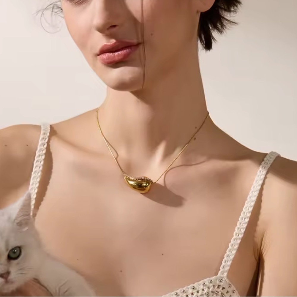 LGold Teardrop Pendant Necklace – PVD Real Gold Plated, Stainless Steel - Picture 4 of 14